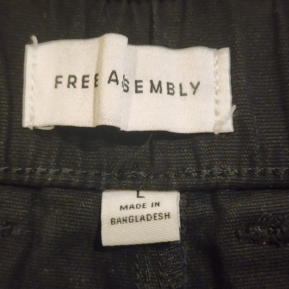 Free Assembly Womens Black Utility Shorts Cotton Stretch Size L NWT - Picture 4 of 6